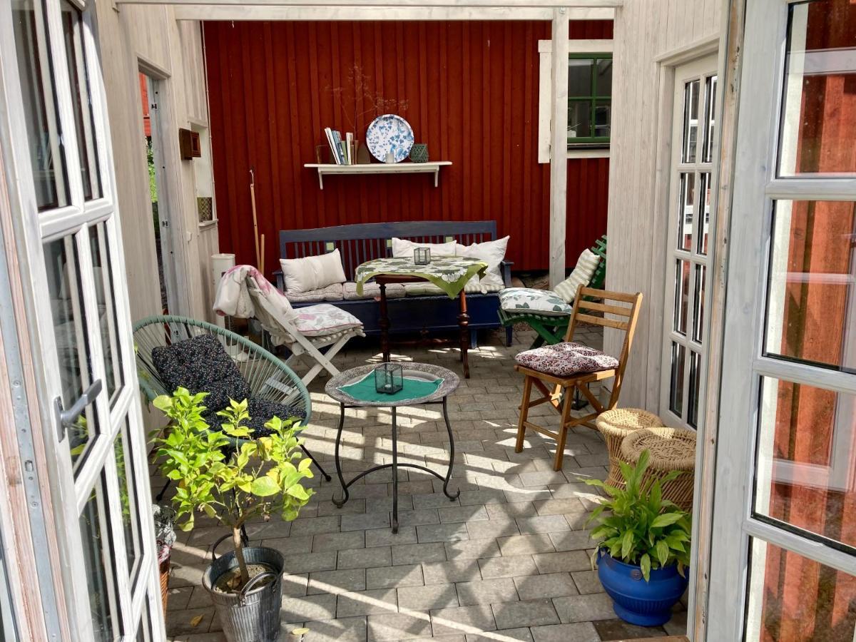 Sjoebacken Gard Bed & Breakfast Lerdala Exterior photo