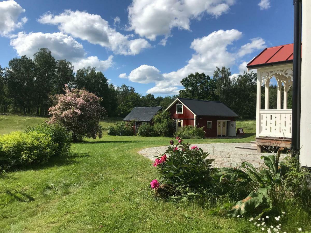 Sjoebacken Gard Bed & Breakfast Lerdala Exterior photo