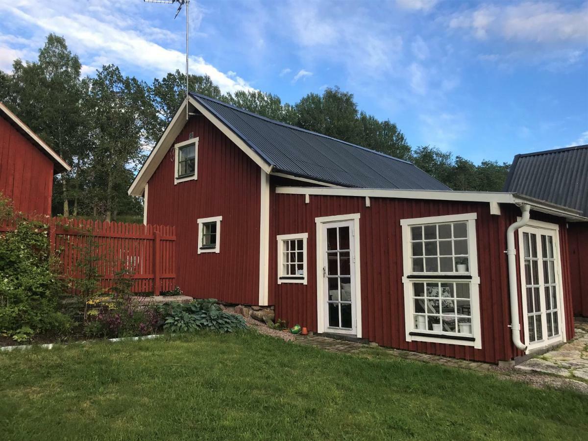 Sjoebacken Gard Bed & Breakfast Lerdala Exterior photo