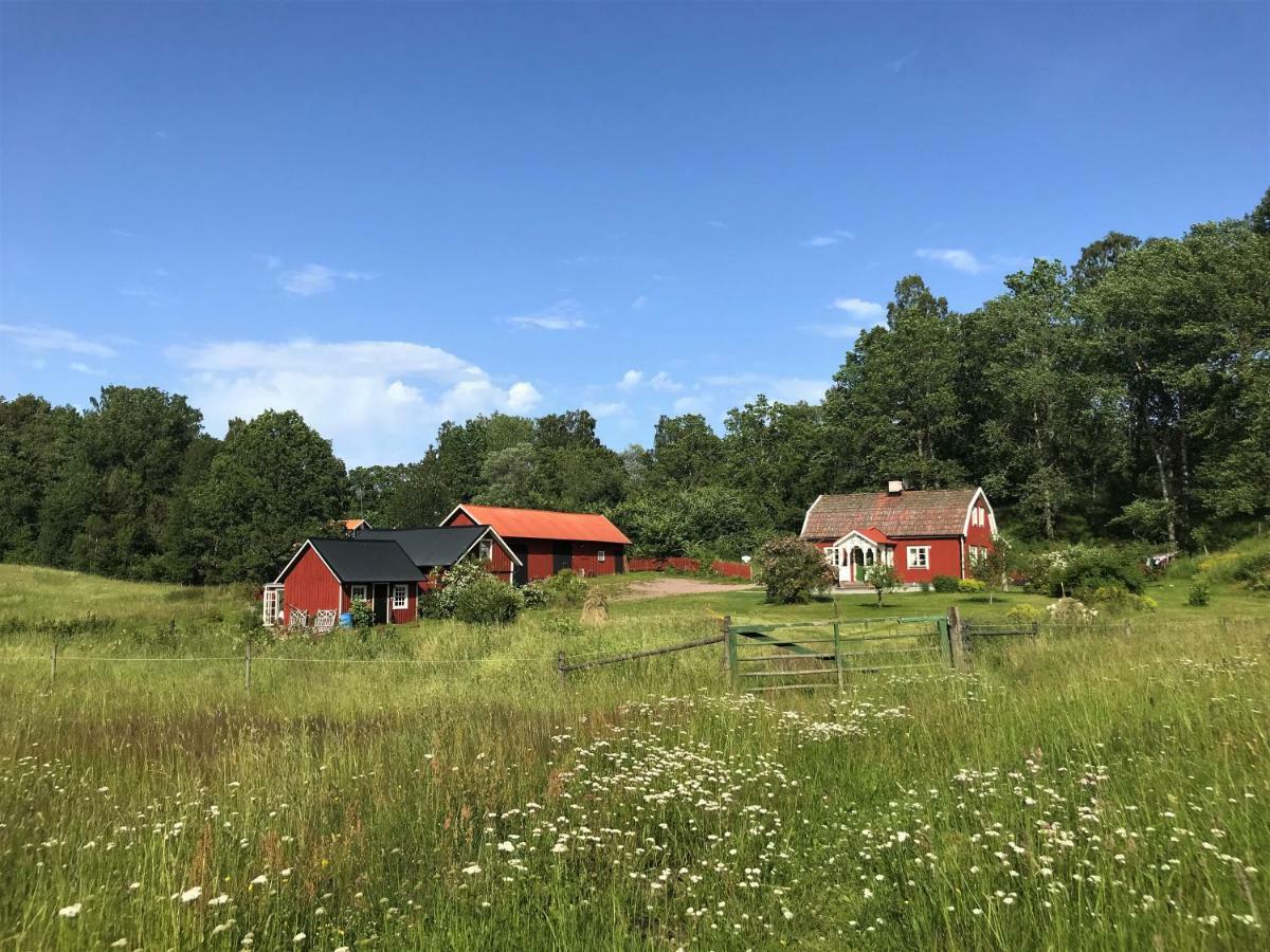 Sjoebacken Gard Bed & Breakfast Lerdala Exterior photo